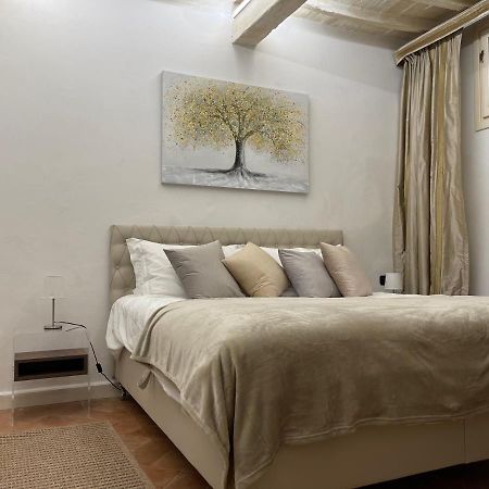 Unique And Antique Apartment Florence Ngoại thất bức ảnh