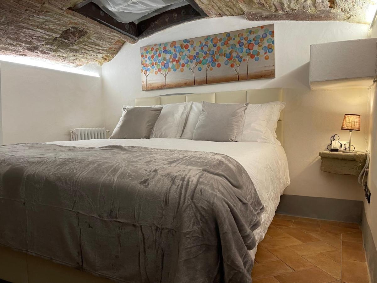 Unique And Antique Apartment Florence Ngoại thất bức ảnh