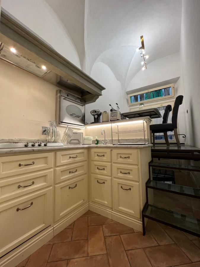Unique And Antique Apartment Florence Ngoại thất bức ảnh