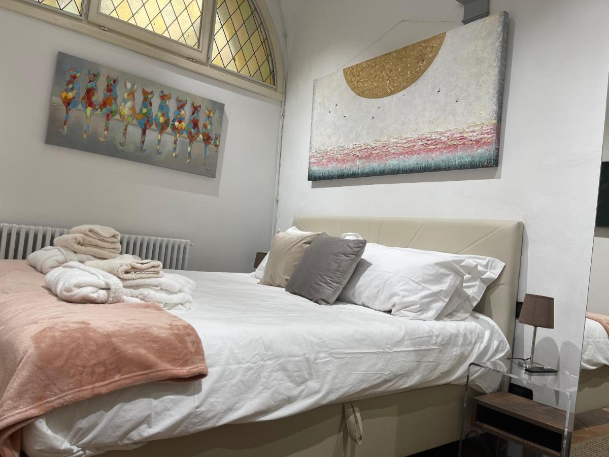 Unique And Antique Apartment Florence Ngoại thất bức ảnh